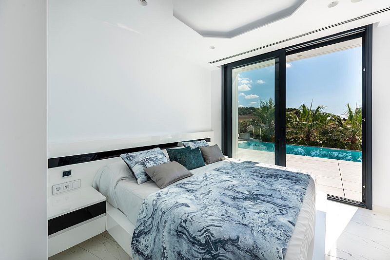 For sale - 4 Bedroom 4 Bathroom villa in Calpe - Calpe  - Alicante