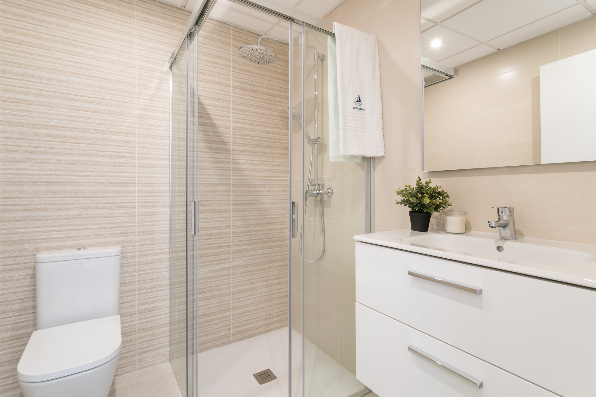 For sale - 3 Bedroom 2 Bathroom penthouse in Torrevieja - Torrevieja  - Alicante