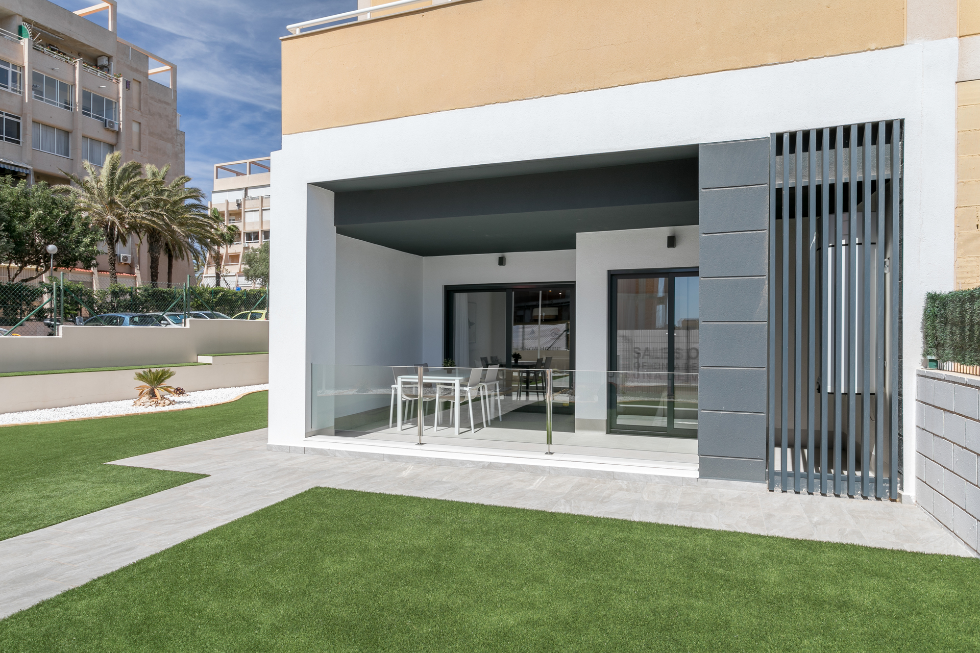 For sale - 3 Bedroom 2 Bathroom penthouse in Torrevieja - Torrevieja  - Alicante