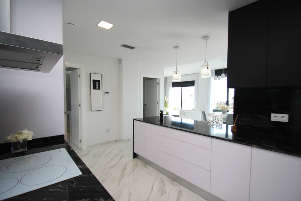 For sale - 4 Bedroom 3 Bathroom villa in San Miguel de Salinas - San Miguel de Salinas  - Alicante