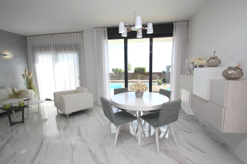 For sale - 4 Bedroom 3 Bathroom villa in San Miguel de Salinas - San Miguel de Salinas  - Alicante