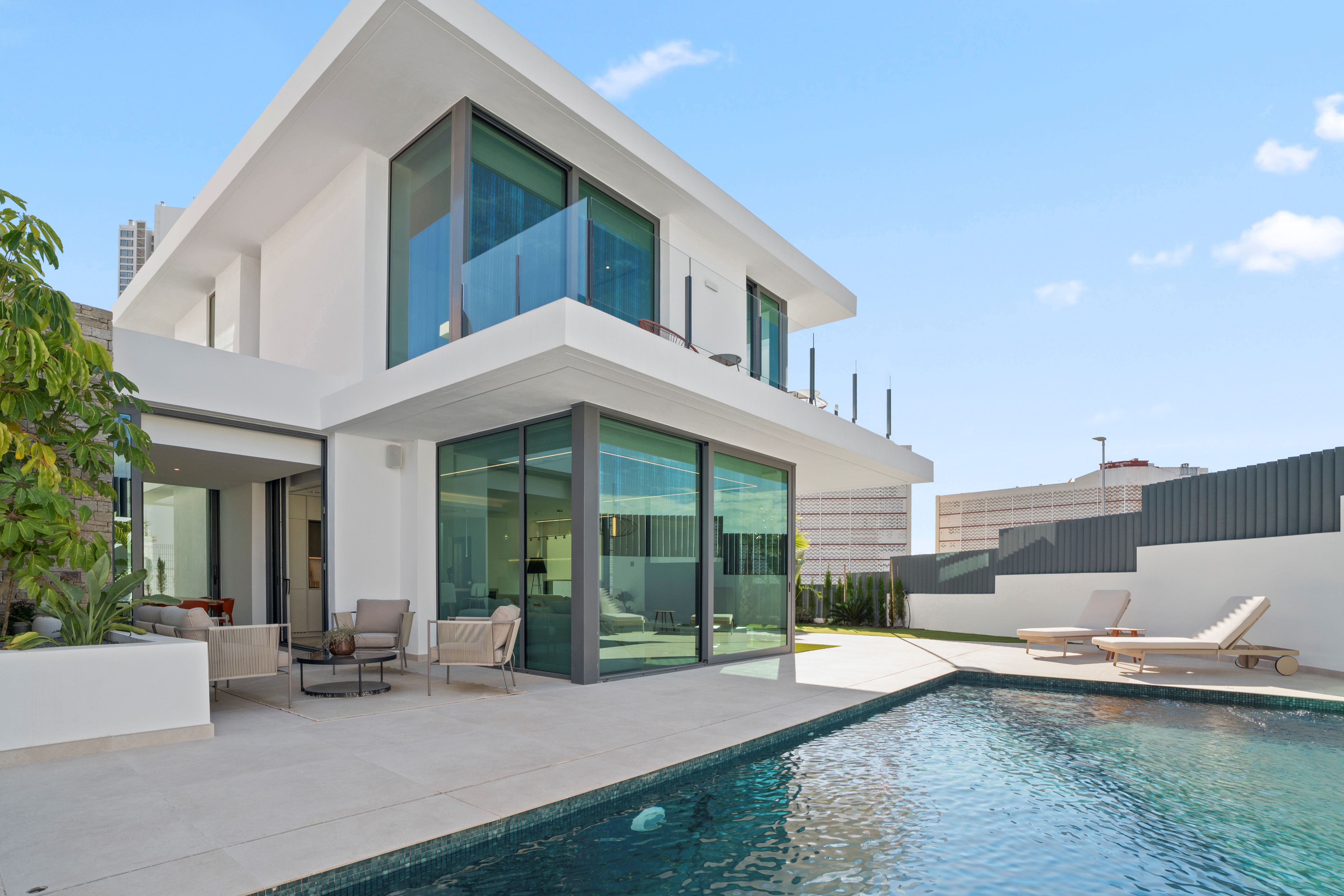 For sale - 4 Bedroom 4 Bathroom villa in Benidorm - Benidorm  - Alicante