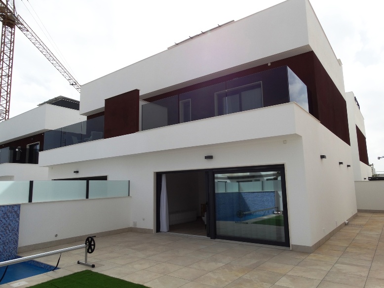For sale - 3 Bedroom 3 Bathroom semi-detached in Pilar de la Horadada - Pilar de la Horadada  - Alicante