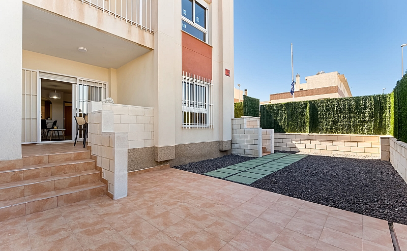 2 Bedroom 2 Bathroom apartment in Orihuela Costa