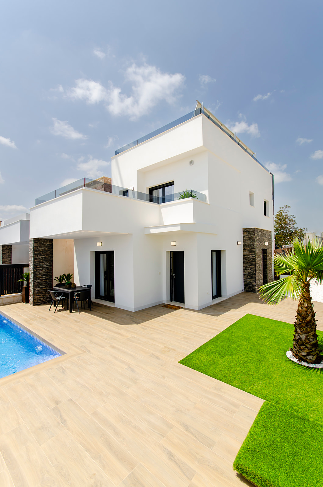 For sale - 3 Bedroom 2 Bathroom semi-detached in Vistabella - Vistabella  - Alicante