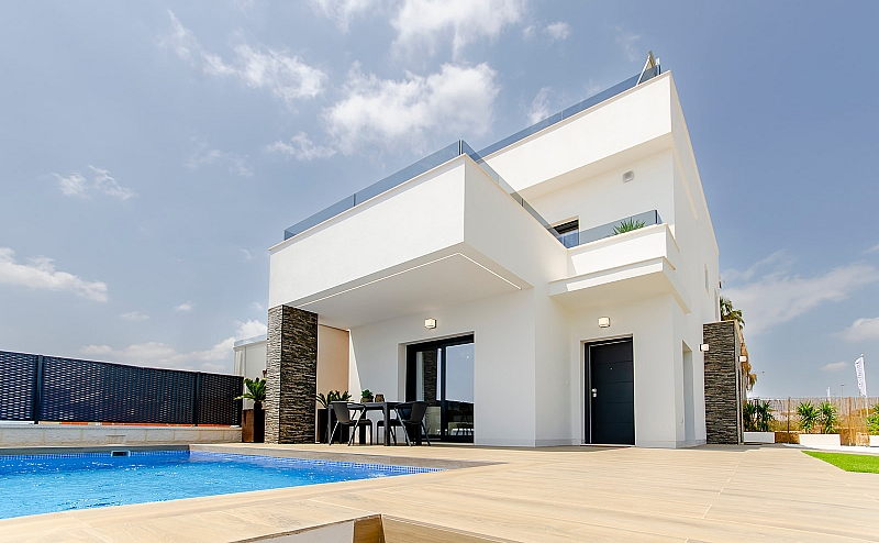 3 Bedroom 2 Bathroom semi-detached in Vistabella