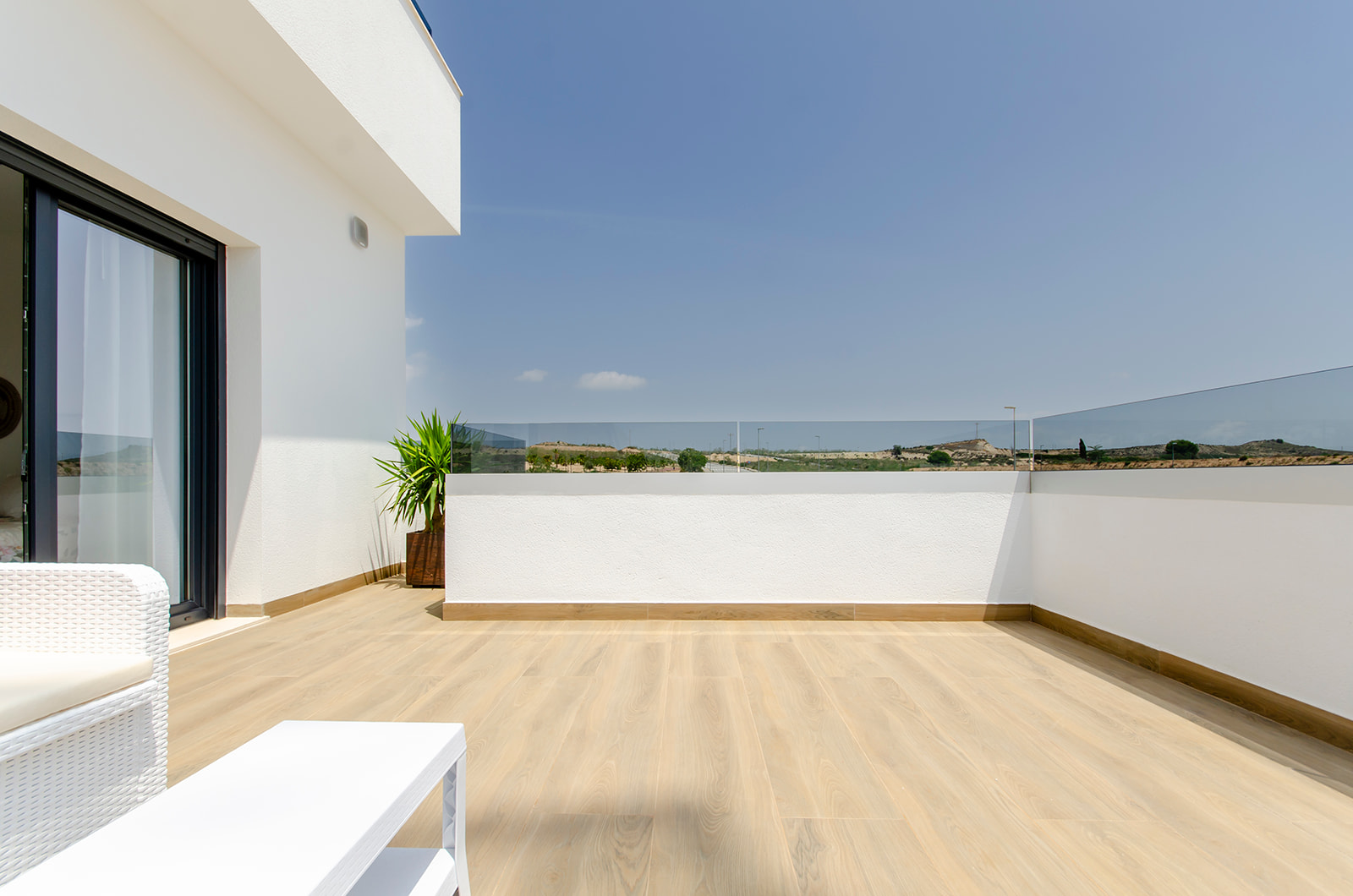 For sale - 3 Bedroom 2 Bathroom semi-detached in Vistabella - Vistabella  - Alicante