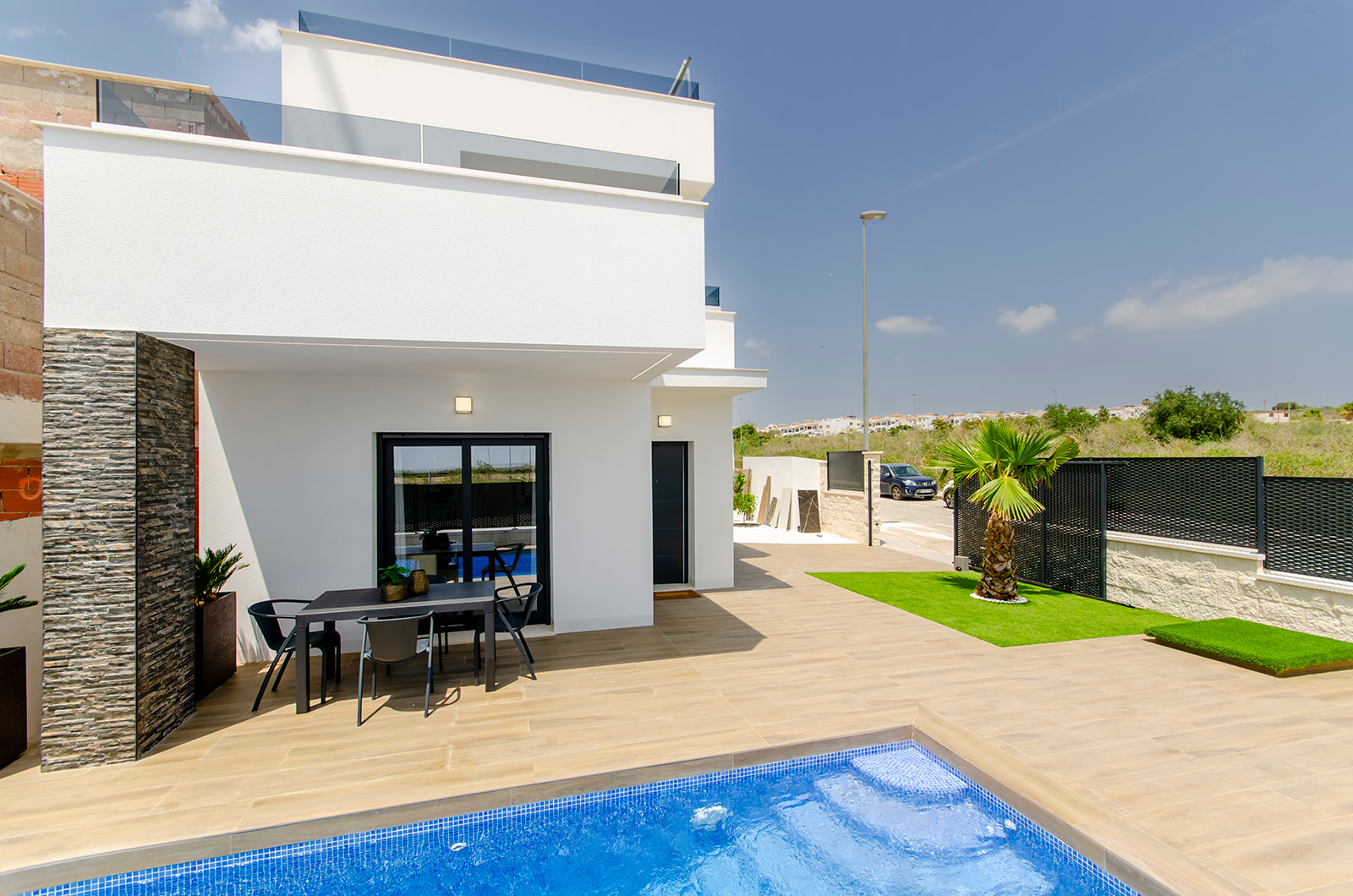 For sale - 3 Bedroom 2 Bathroom semi-detached in Vistabella - Vistabella  - Alicante