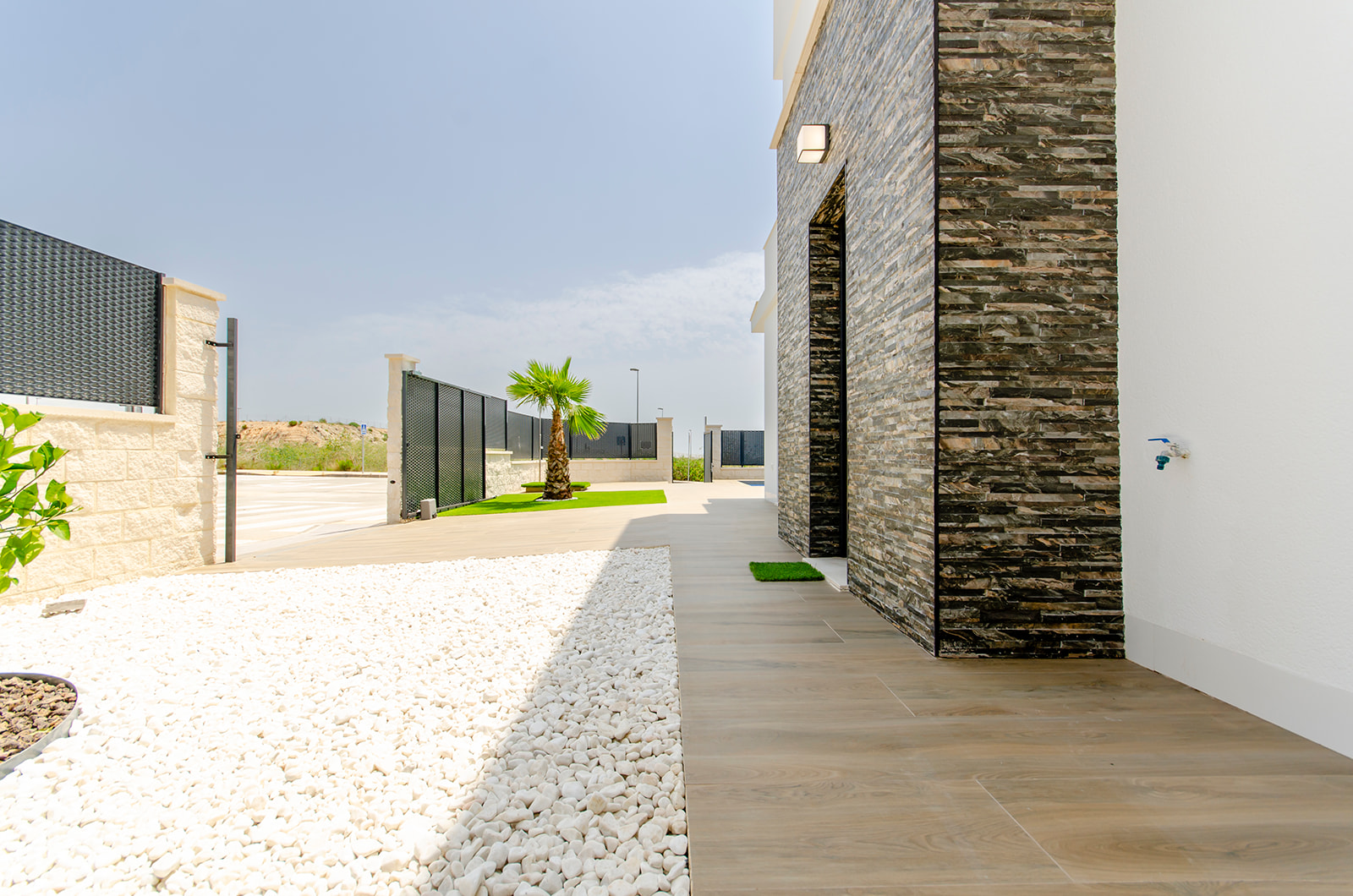 For sale - 3 Bedroom 2 Bathroom semi-detached in Vistabella - Vistabella  - Alicante