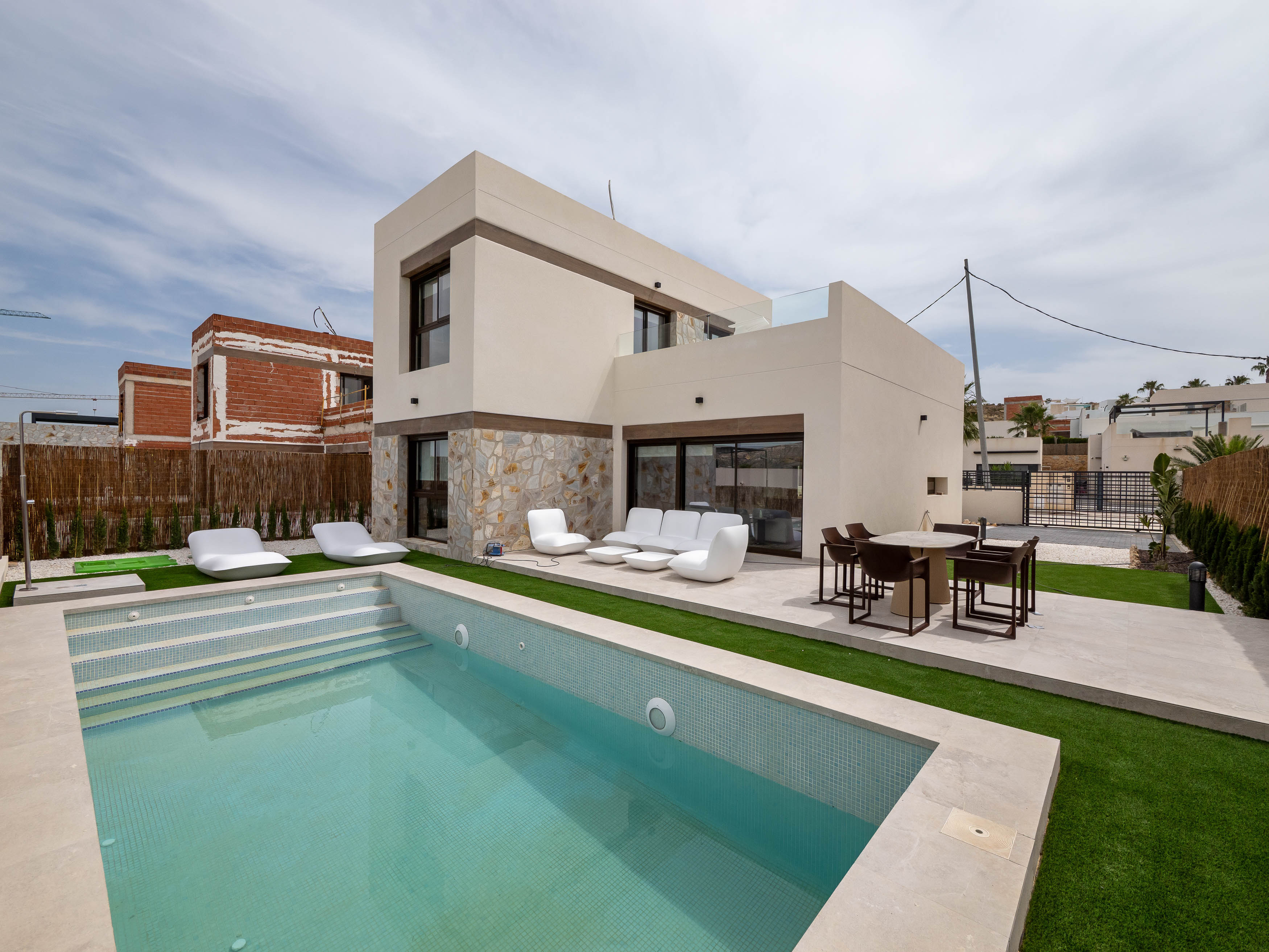 3 Bedroom 2 Bathroom detached in La Finca Golf