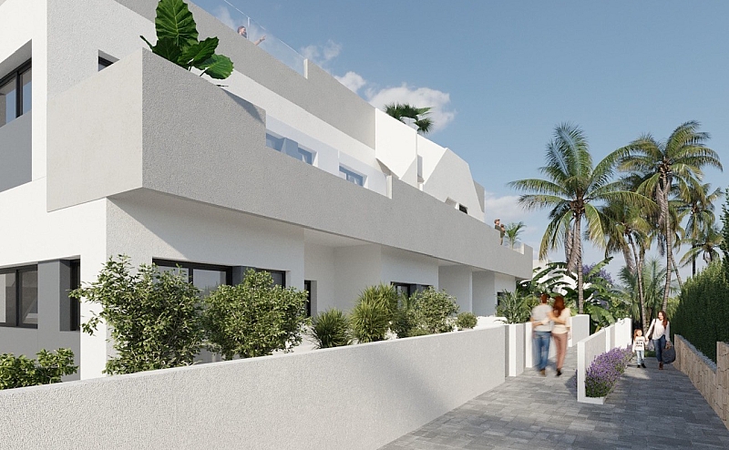 3 Bedroom 3 Bathroom low-bungalow in Torrevieja