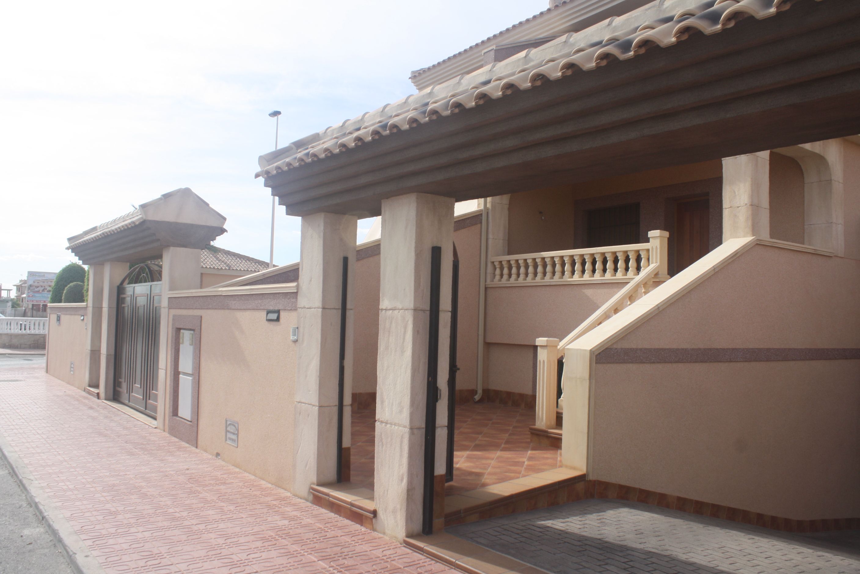 For sale - 2 Bedroom 2 Bathroom semi-detached in Torrevieja - Torrevieja  - Alicante
