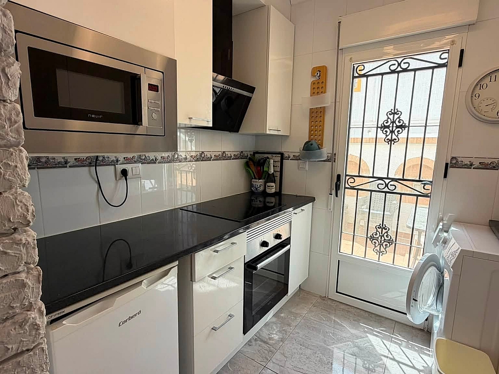 For sale - STUNNING 3 BED 2 BATH QUAD ENTRE NARANJOS -  - Alicante