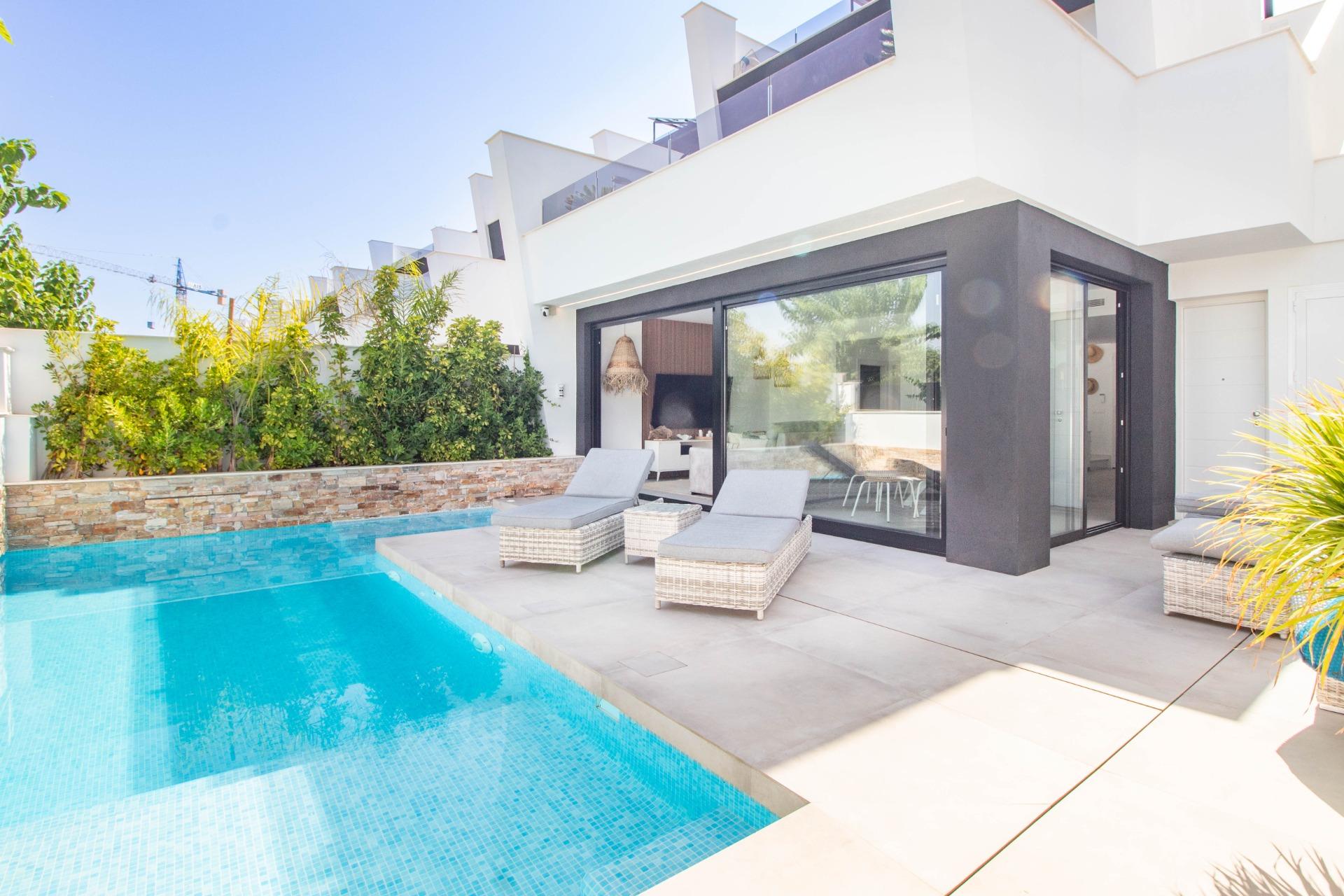 For sale - 3 Bedroom 3 Bathroom Terraced house in Santiago de la ribera - zona san blas  - Murcia