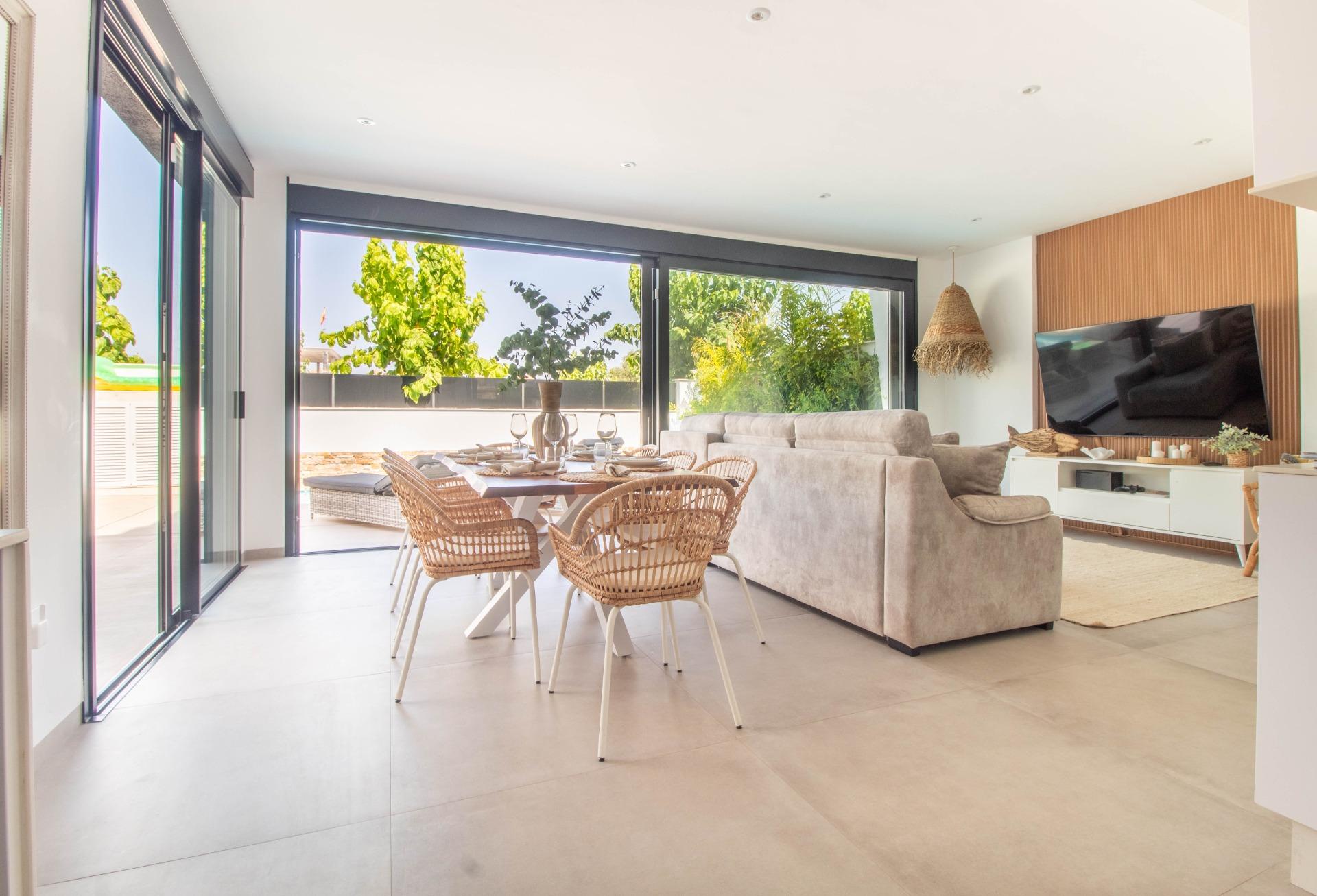 For sale - 3 Bedroom 3 Bathroom Terraced house in Santiago de la ribera - zona san blas  - Murcia