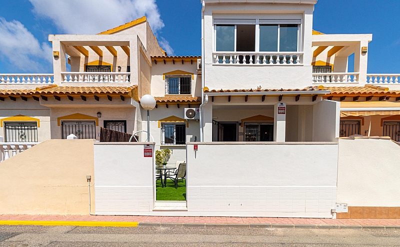 3 Bedroom 2 Bathroom Terraced house in Torrevieja