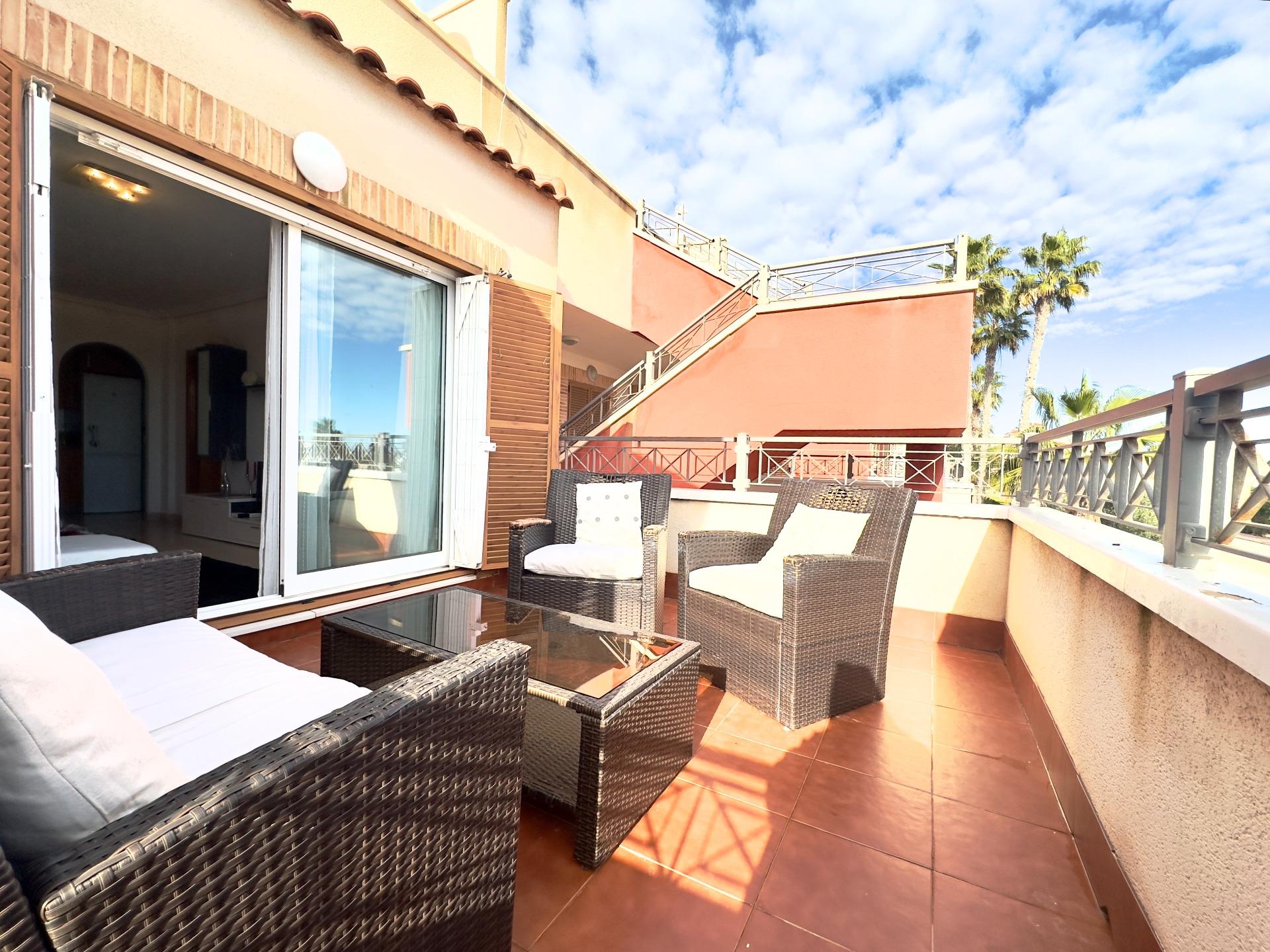 For sale - 2 Bedroom 1 Bathroom Penthouse in Orihuela Costa - Playa Flamenca  - Alicante