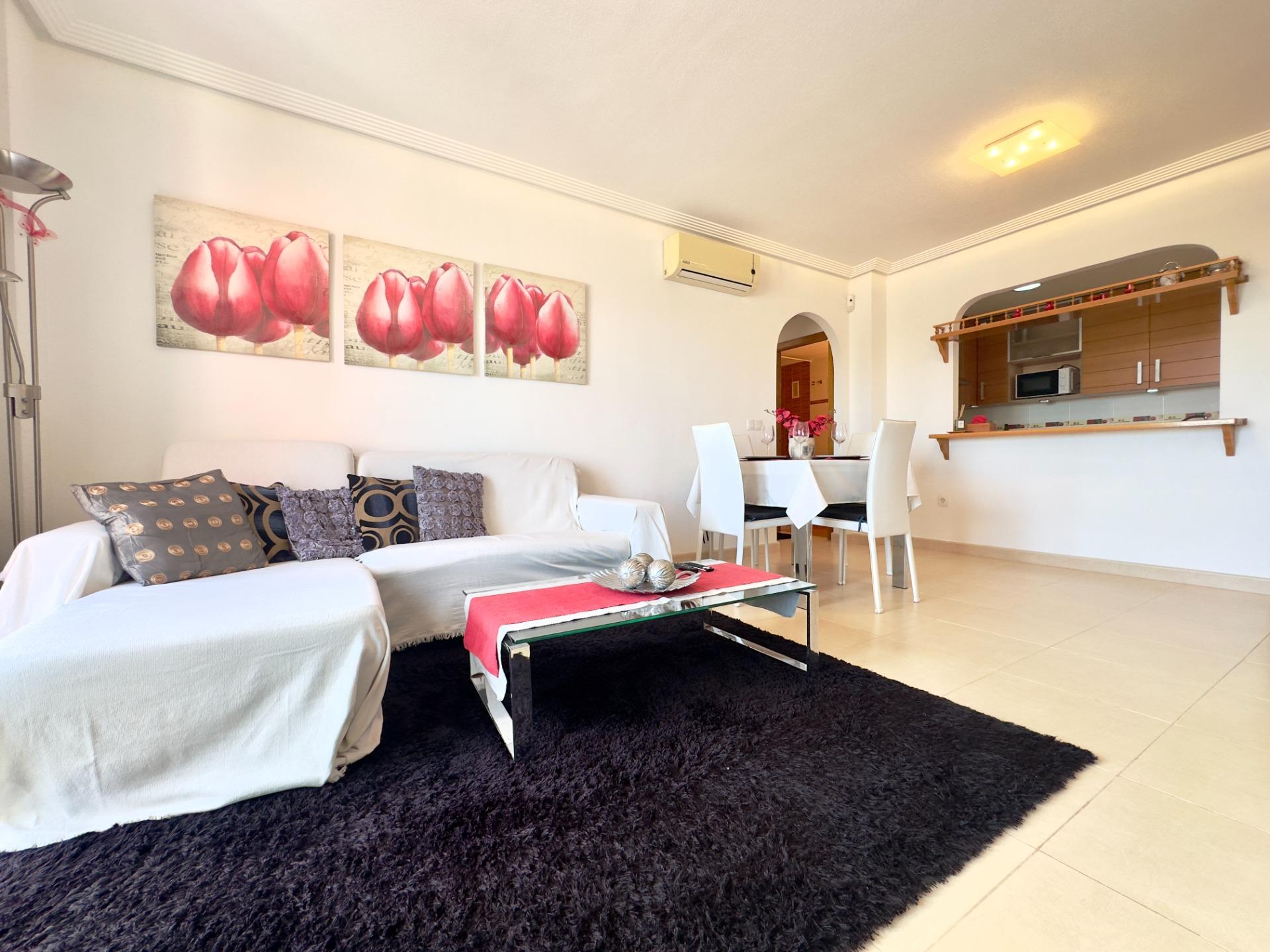 For sale - 2 Bedroom 1 Bathroom Penthouse in Orihuela Costa - Playa Flamenca  - Alicante