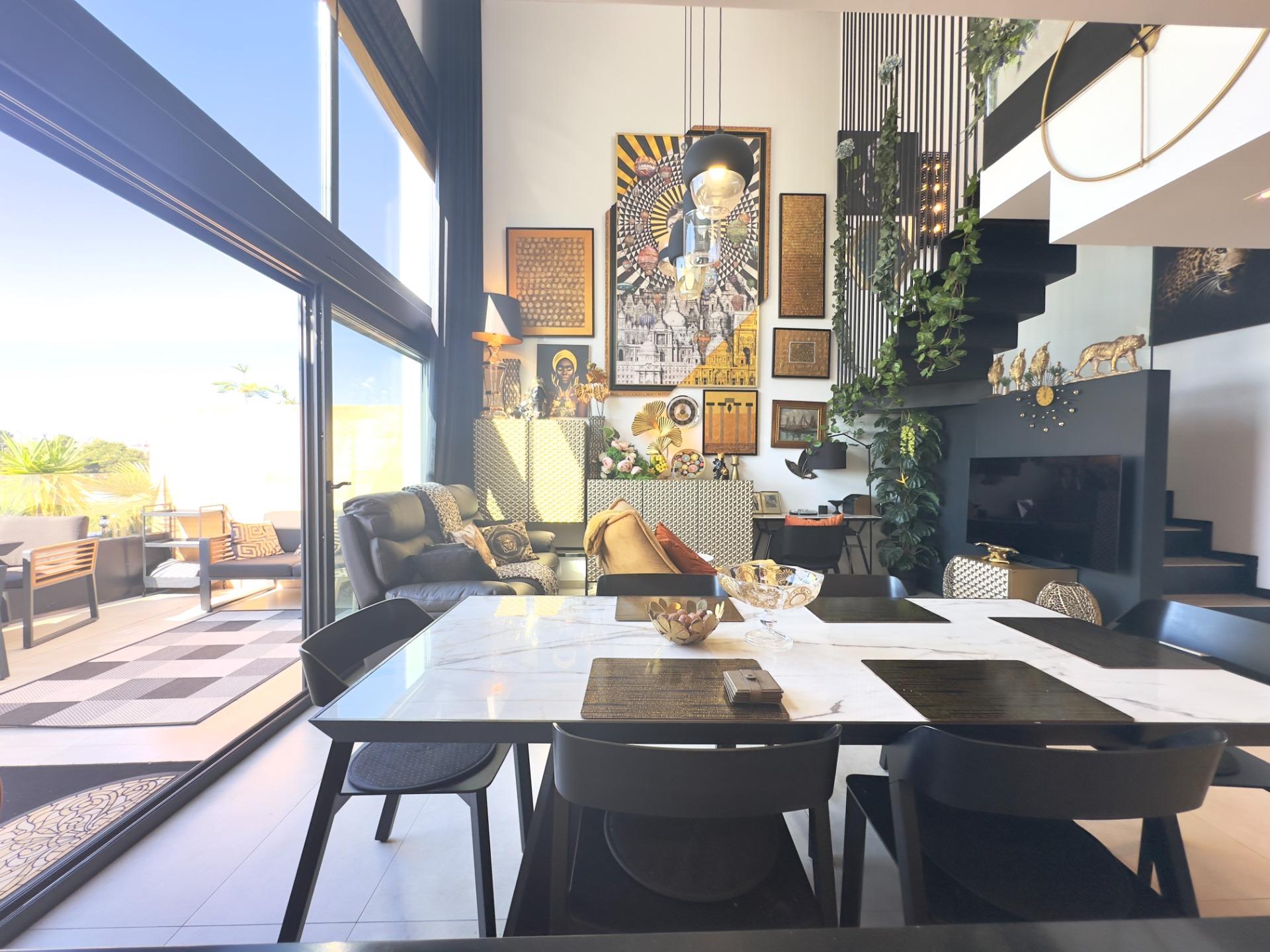 For sale - 3 Bedroom 2 Bathroom Penthouse in Orihuela Costa - Los Dolses  - Alicante