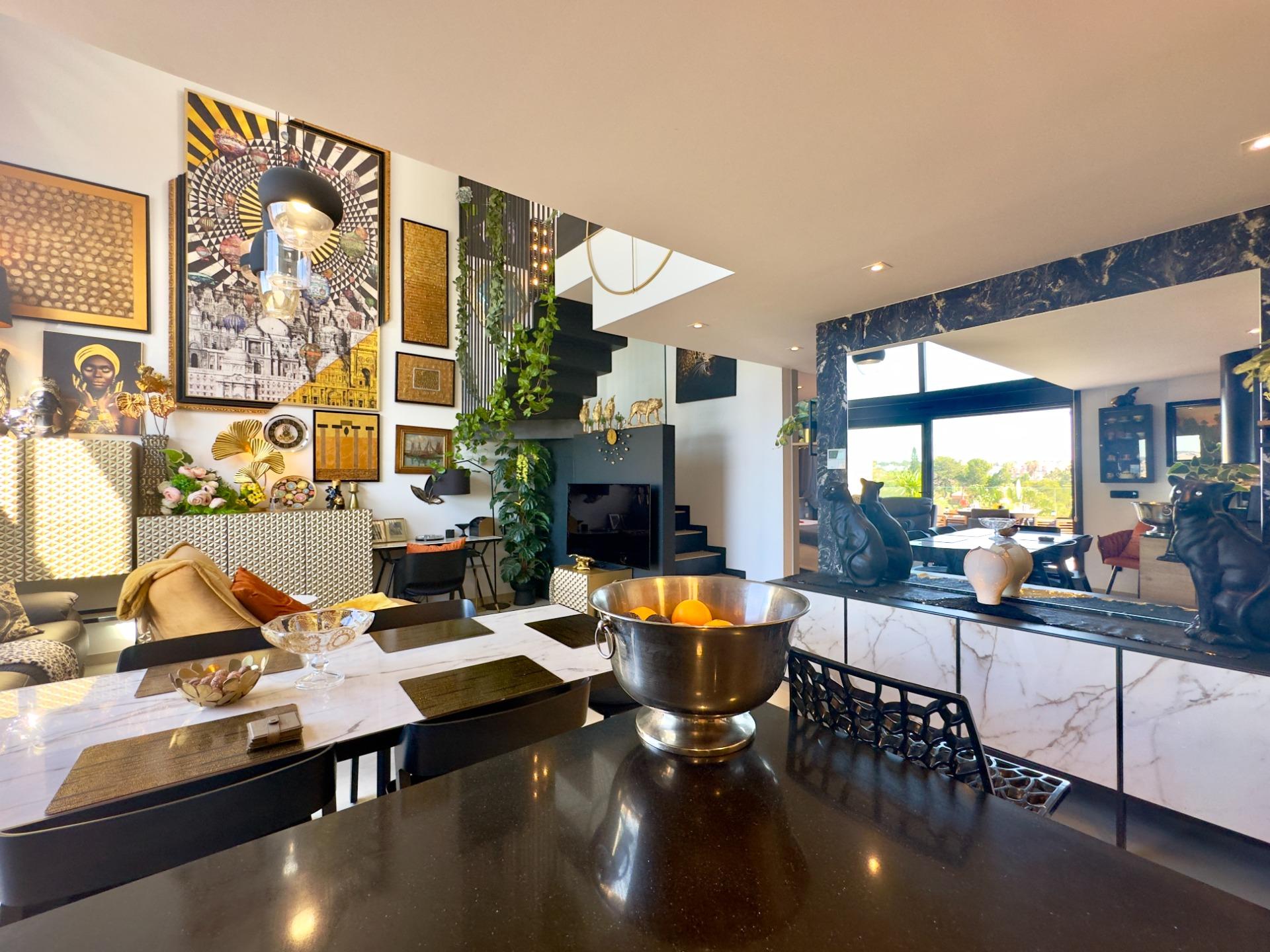 For sale - 3 Bedroom 2 Bathroom Penthouse in Orihuela Costa - Los Dolses  - Alicante