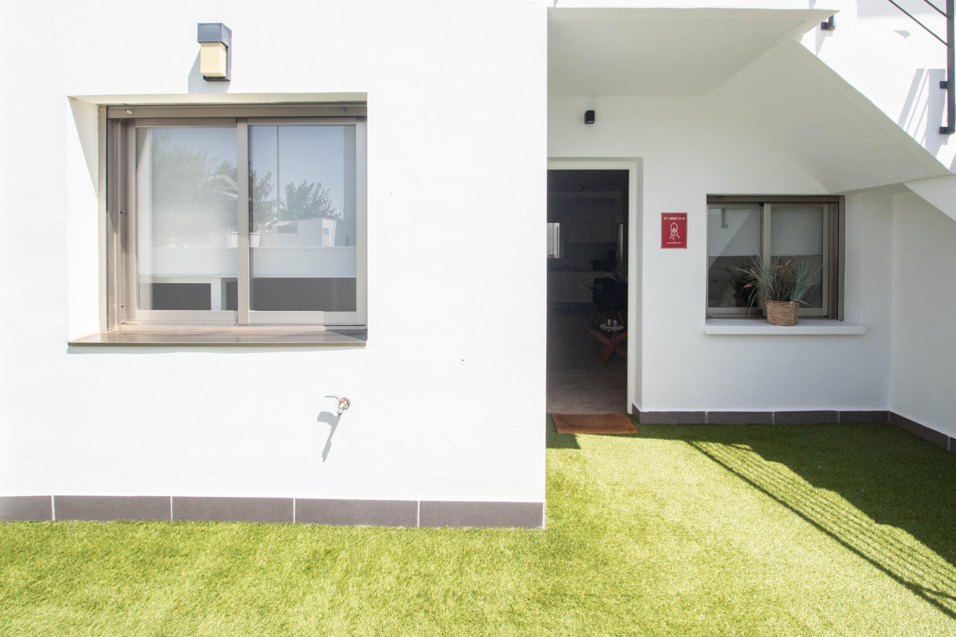For sale - 2 Bedroom 2 Bathroom Bungalow in Pilar de la Horadada - Torre de la Horadada  - Alicante