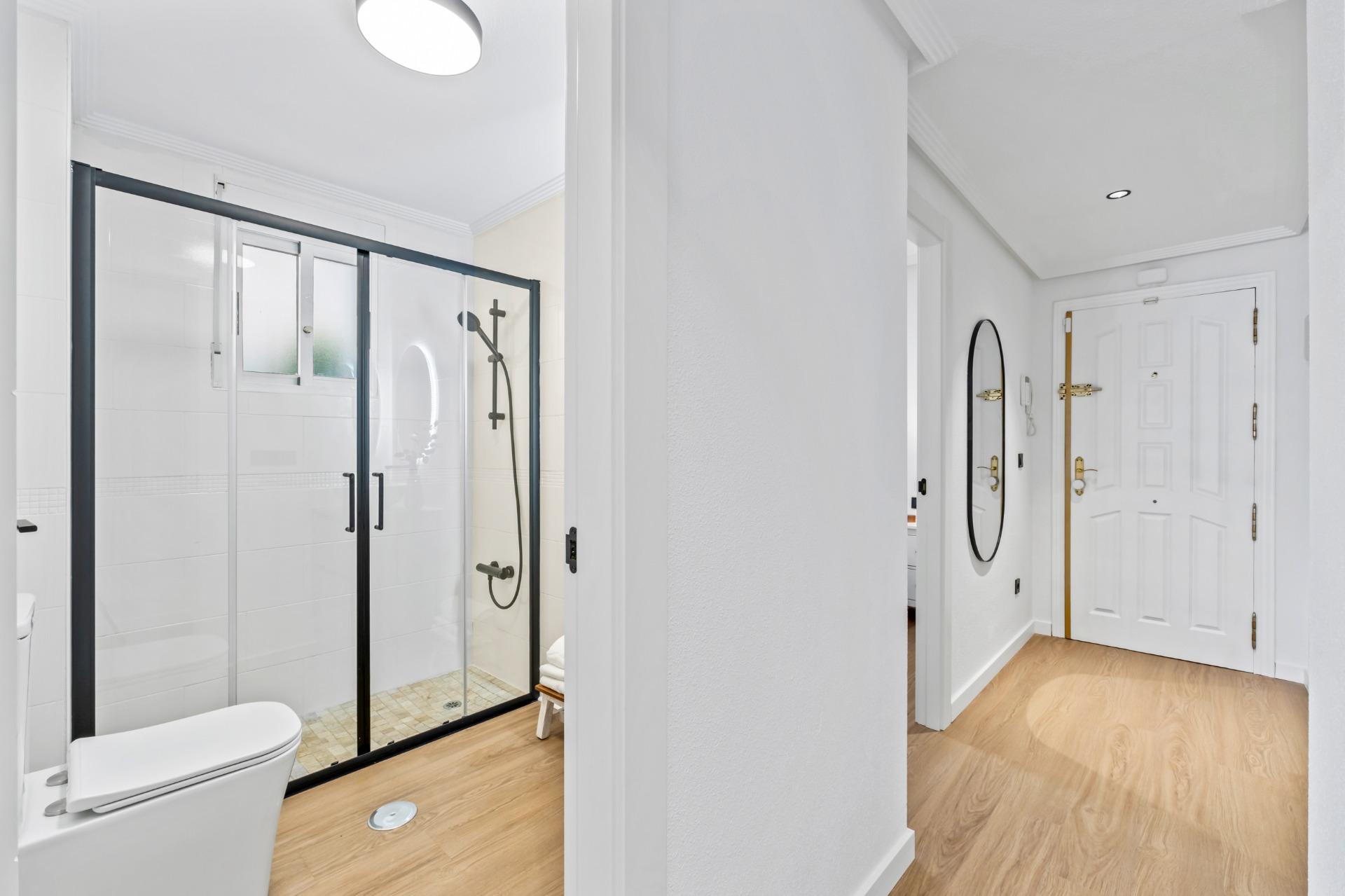 For sale - 2 Bedroom 1 Bathroom Apartment in Orihuela Costa - Playa Flamenca  - Alicante