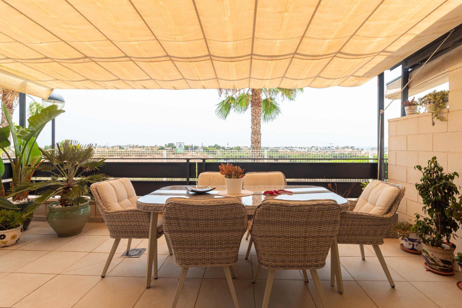 For sale - 3 Bedroom 2 Bathroom Terraced house in Orihuela Costa - Lomas de Cabo Roig  - Alicante