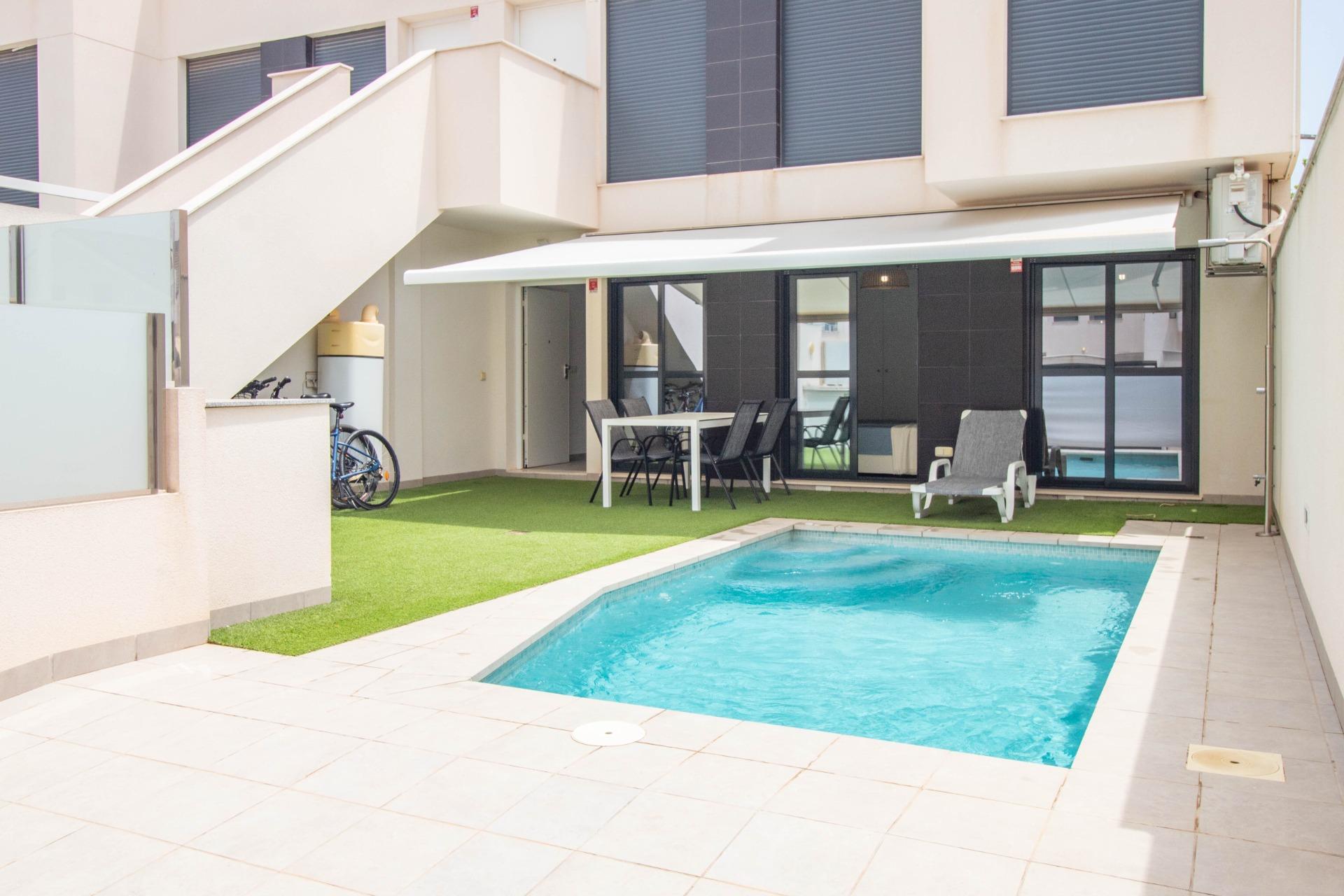 For sale - 2 Bedroom 2 Bathroom Bungalow in San Pedro del Pinatar - San Pedro del Pinatar  - Murcia