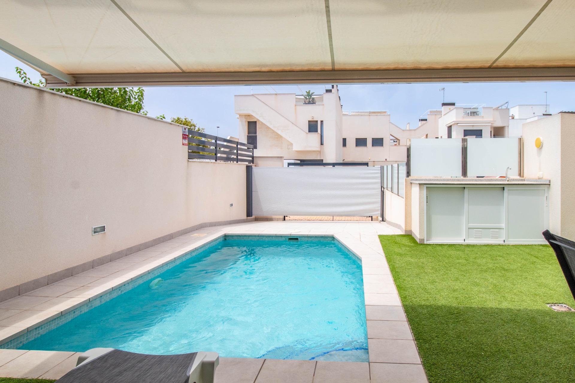 For sale - 2 Bedroom 2 Bathroom Bungalow in San Pedro del Pinatar - San Pedro del Pinatar  - Murcia