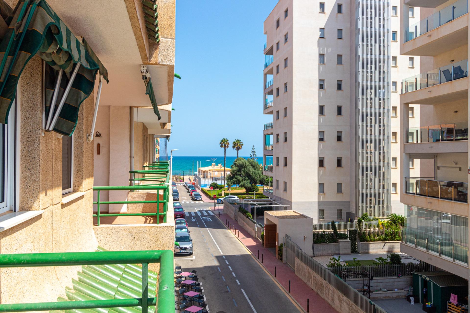 For sale - 2 Bedroom 1 Bathroom Apartment in Torrevieja - La Mata pueblo  - Alicante
