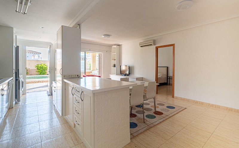 3 Bedroom 2 Bathroom Bungalow in Orihuela Costa