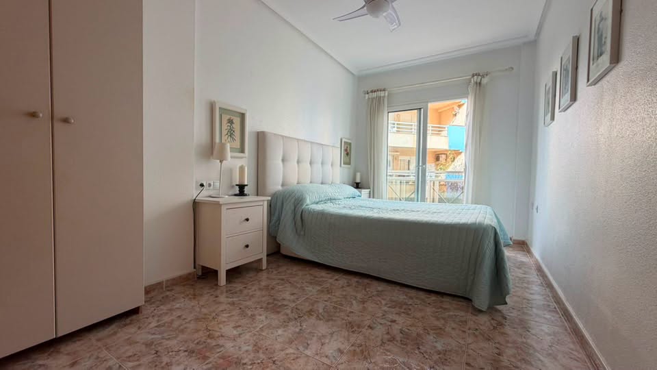 For sale - BEACH FRONT 2 BED 2 BATH APARTMENT CABO ROIG -  - Alicante