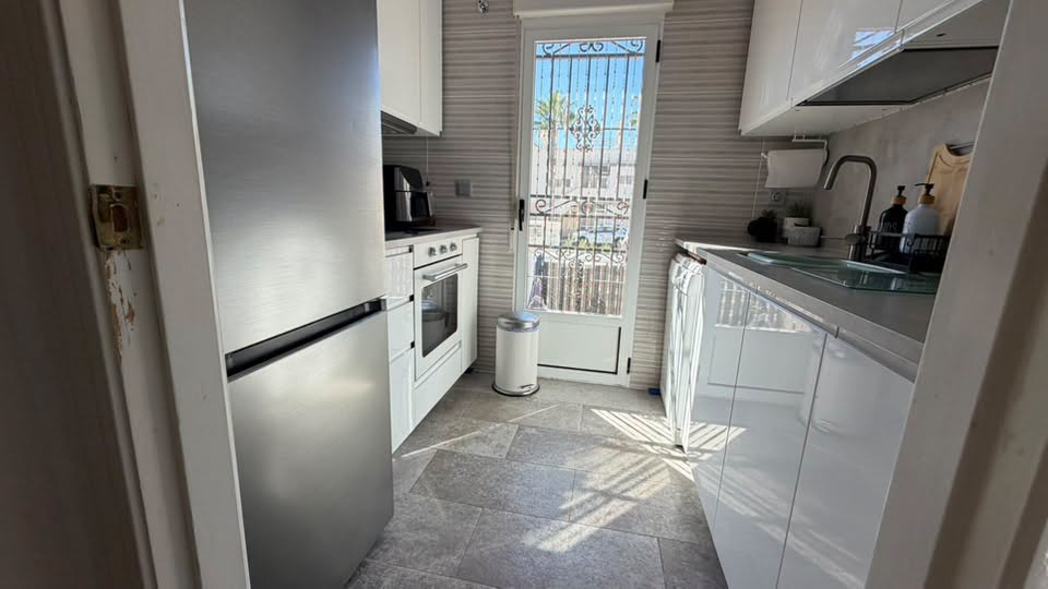 For sale - STUNNING 3 BED 2 BATH QUAD ENTRE NARANJOS -  - Alicante