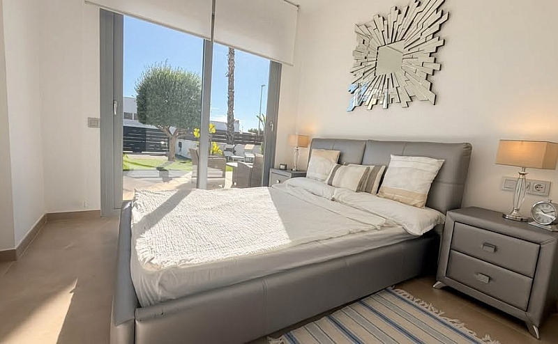 LUXURY 3BED 2 BATH VILLA VISTABELLA