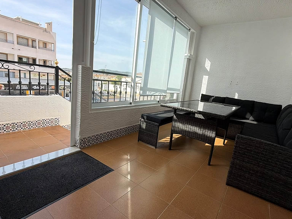 For sale - 2 BED 1 BATH GROUND FLOOR APARTMENT ENTRE NARANJOS -  - Alicante