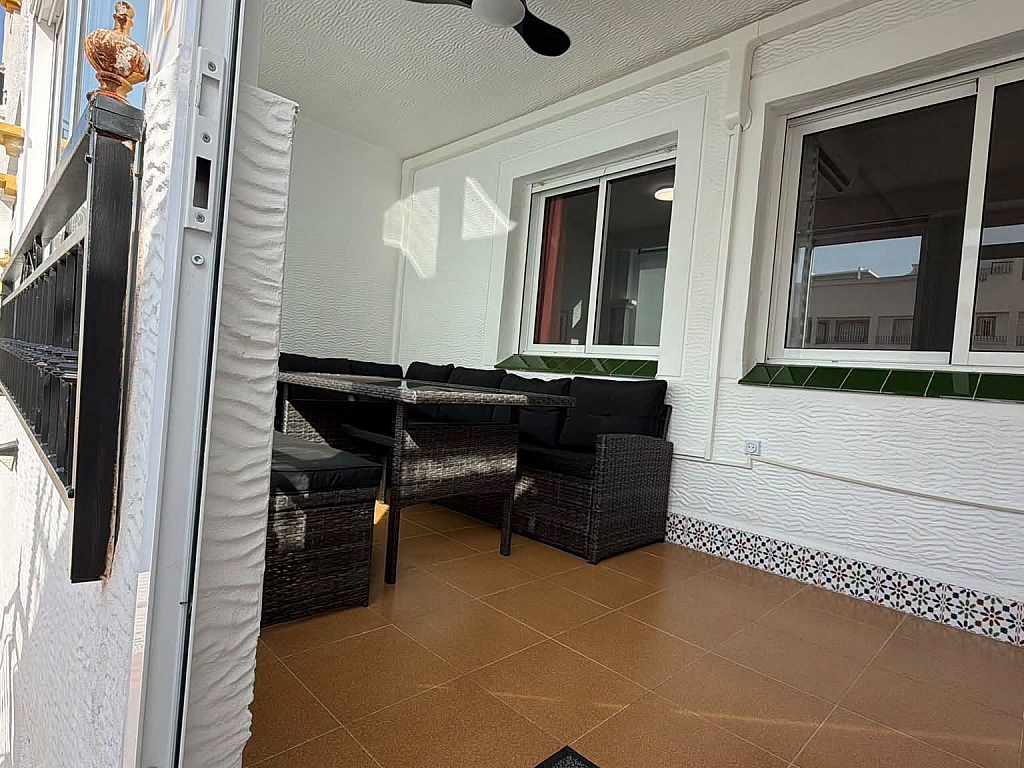 For sale - 2 BED 1 BATH GROUND FLOOR APARTMENT ENTRE NARANJOS -  - Alicante