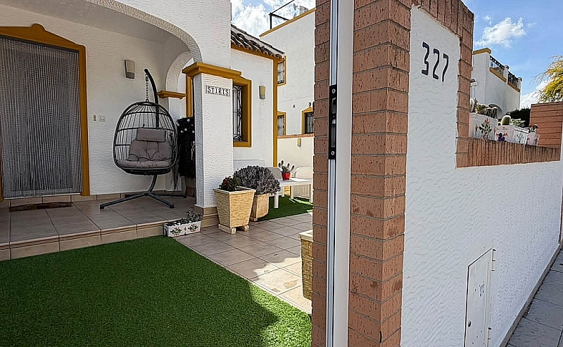QUAD VILLA 3BED 2BATH ENTRE NARANJOS