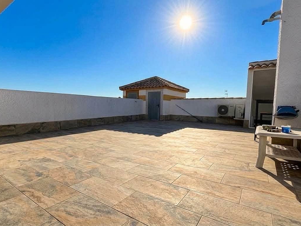 For sale - TOP FLOOR 2BED 2BATH APARTMENT ENTRE NARANJOS -  - Alicante