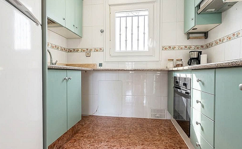TOP FLOOR 2BED 2BATH APARTMENT ENTRE NARANJOS